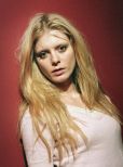 Emilia Fox