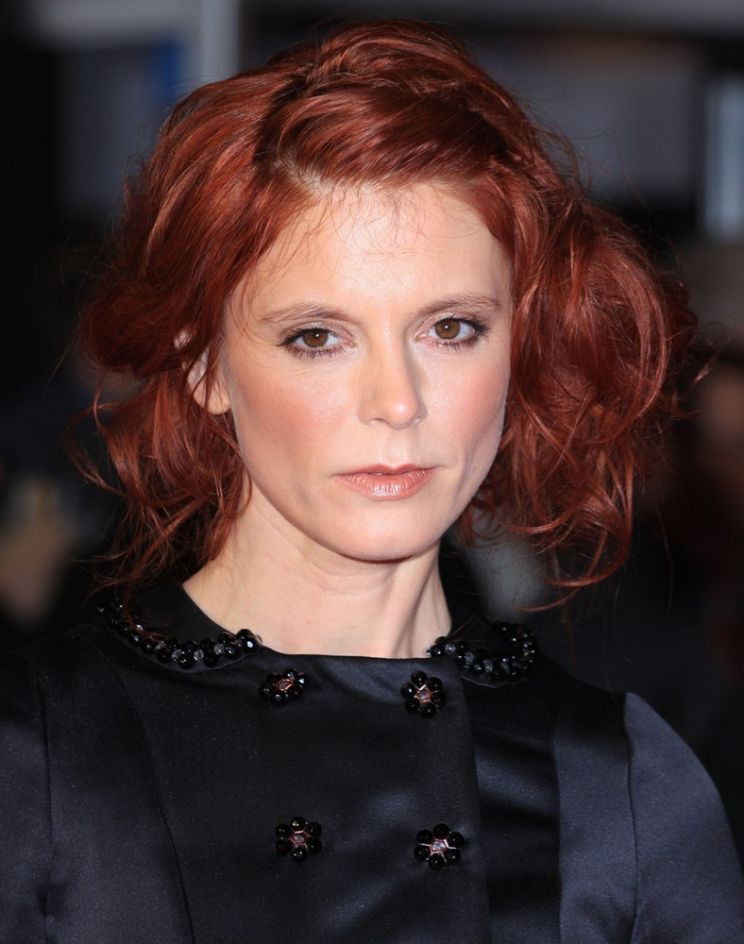 Emilia Fox