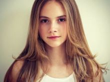 Emilia Jones