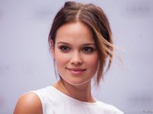 Emilia Schüle