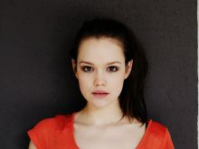 Emilia Schüle