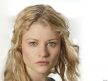 Emilie de Ravin