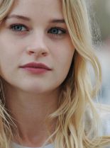 Emilie de Ravin