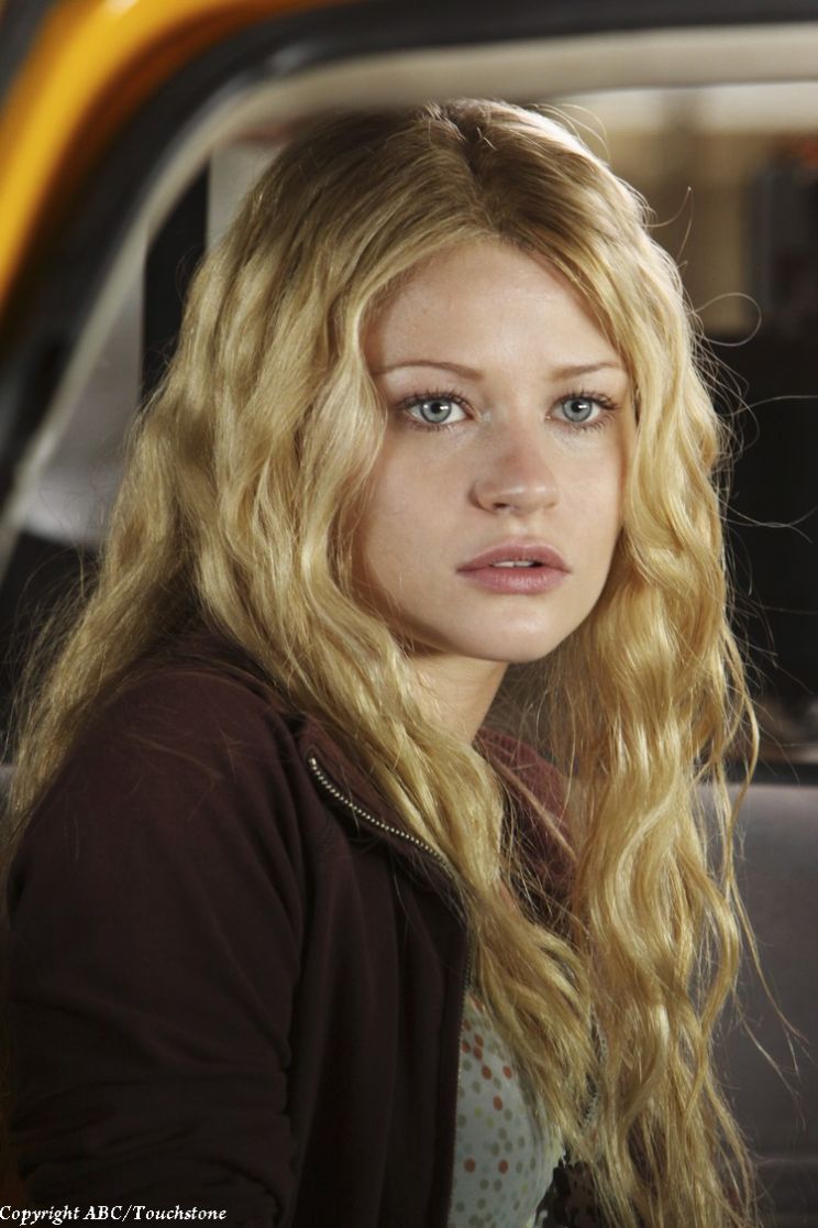 Emilie de Ravin