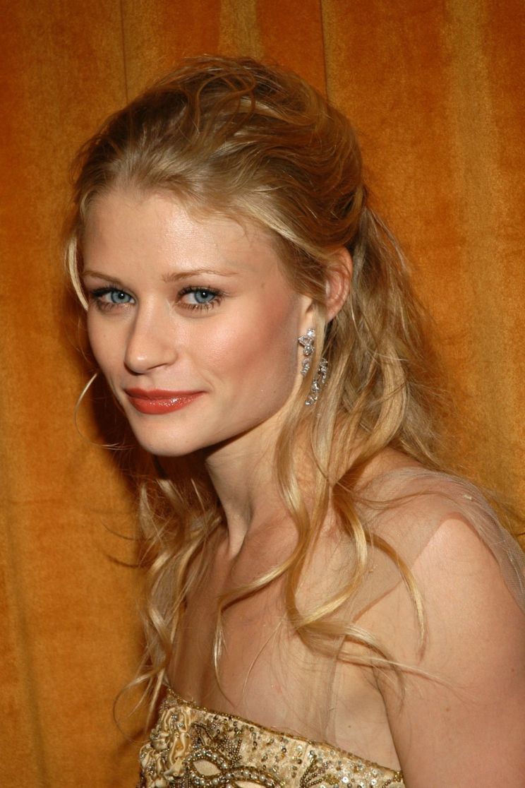 Emilie de Ravin