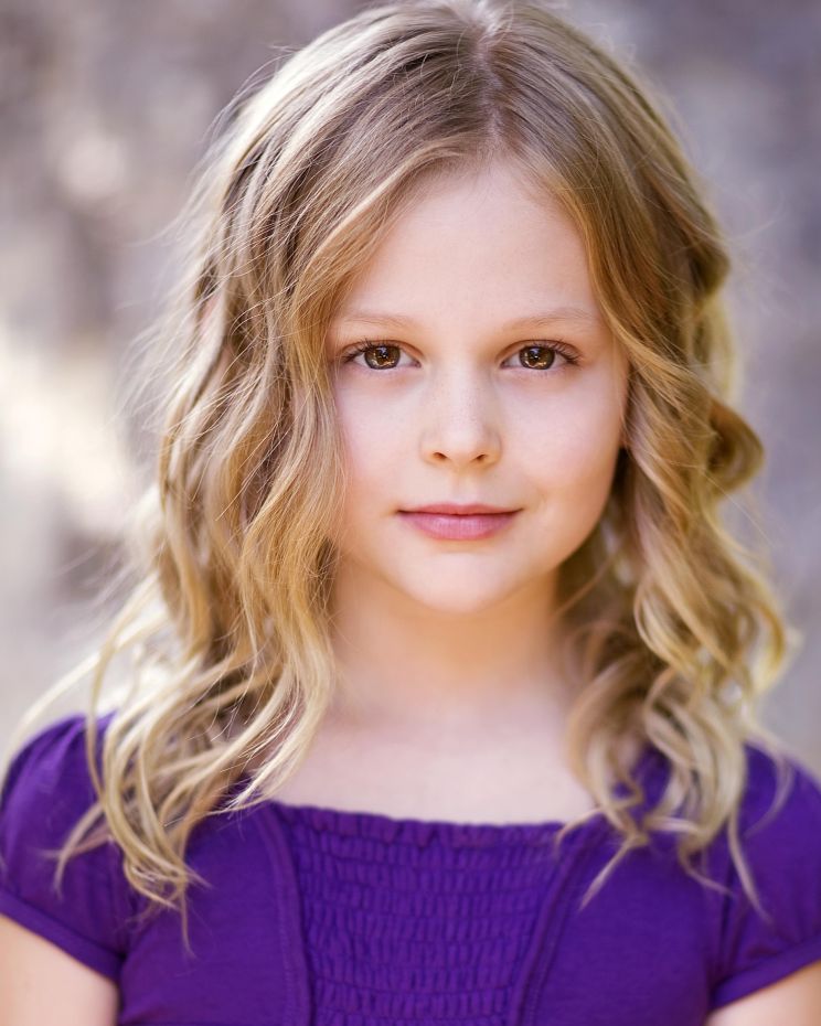 Emily Alyn Lind