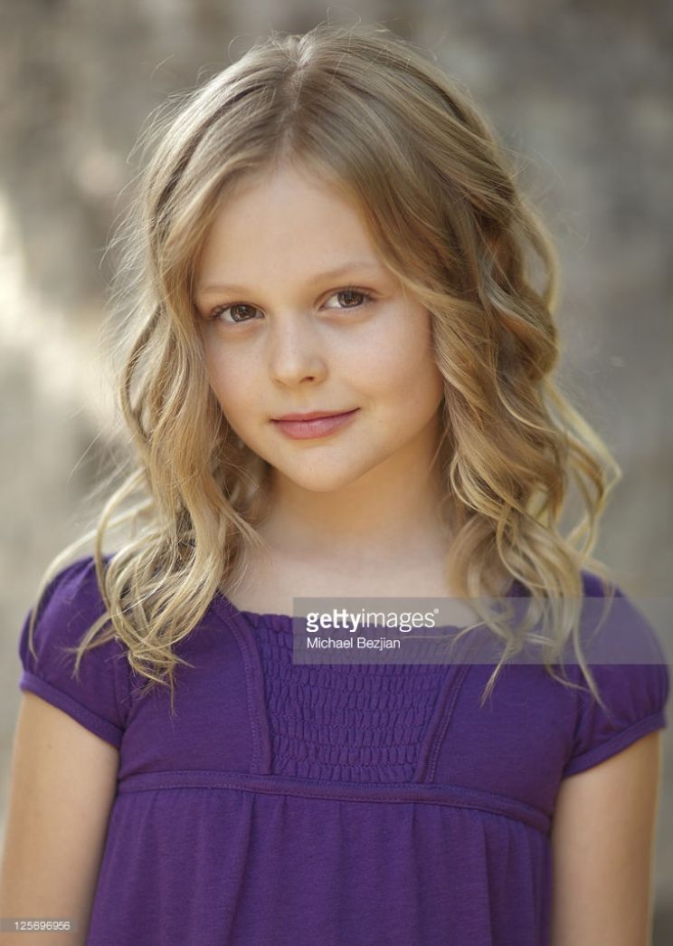 Emily Alyn Lind