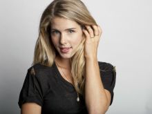 Emily Bett Rickards