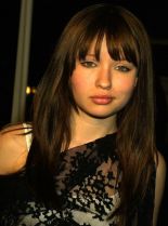 Emily Browning photo