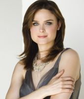 Emily Deschanel