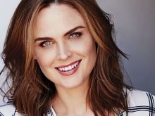 Emily Deschanel