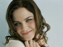 Emily Deschanel