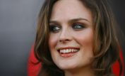 Emily Deschanel