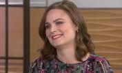 Emily Deschanel