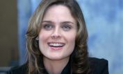 Emily Deschanel