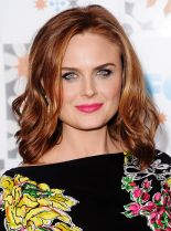 Emily Deschanel