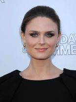 Emily Deschanel