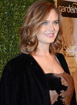 Emily Deschanel