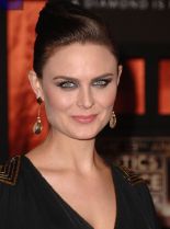 Emily Deschanel