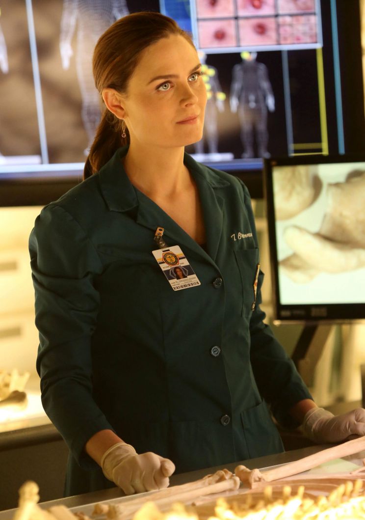 Emily Deschanel