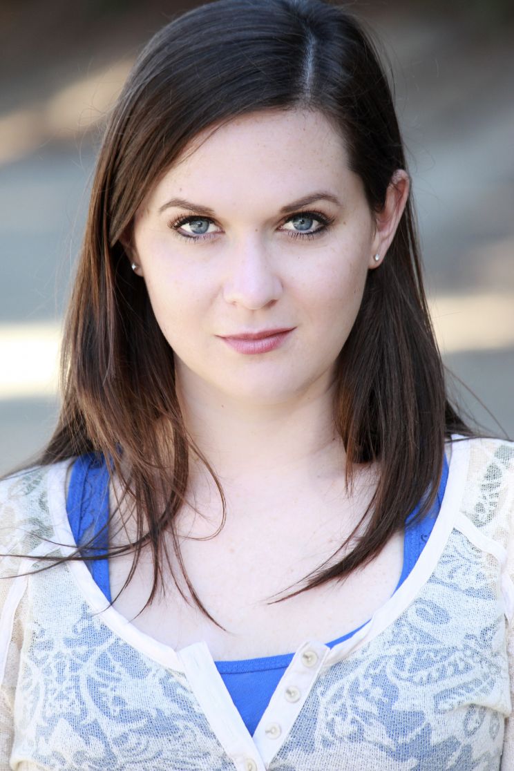 Emily Eruraviel