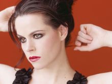 Emily Hampshire