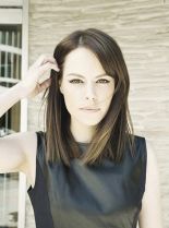 Emily Hampshire photo