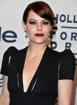 Emily Hampshire