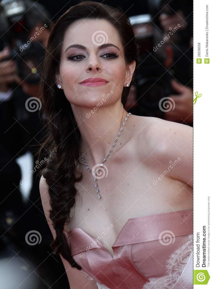 Emily Hampshire