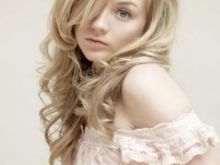 Emily Kinney