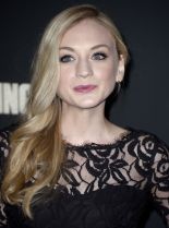 Emily Kinney photo