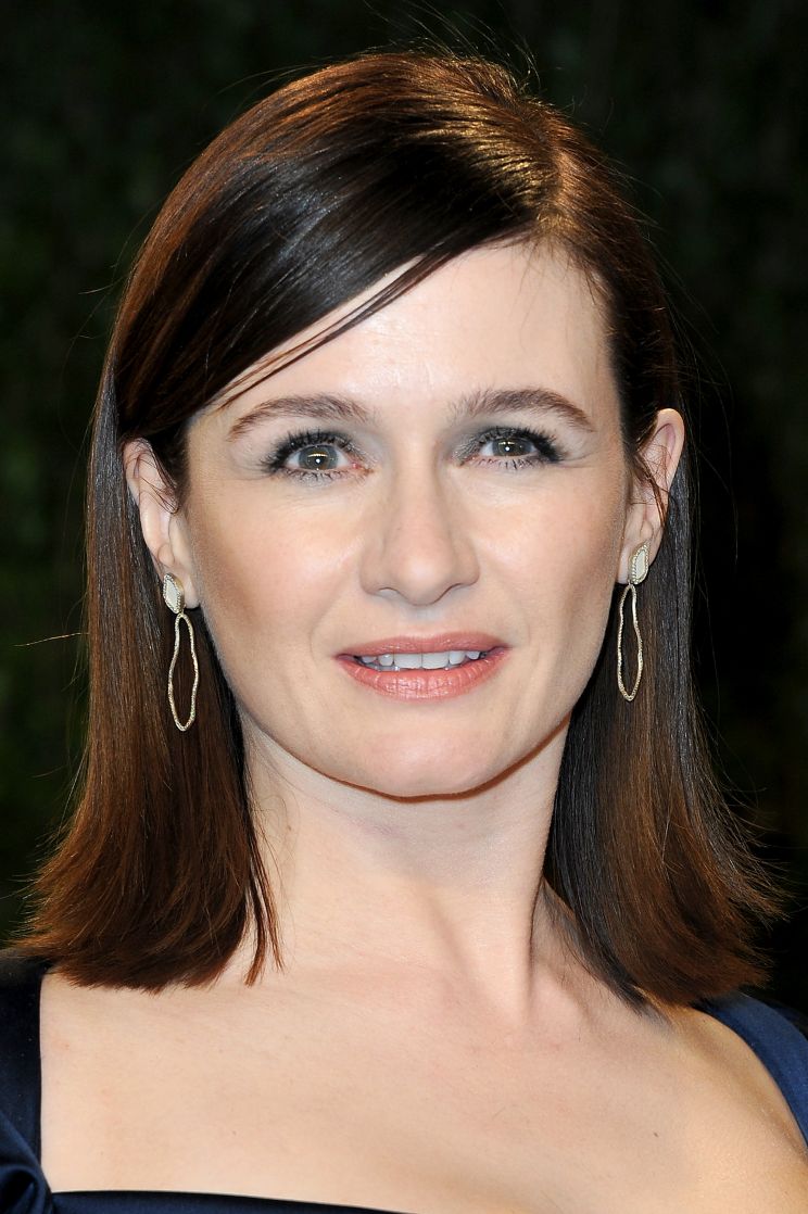 Pictures Of Emily Mortimer 