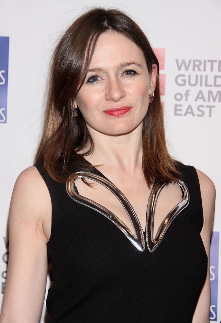 Pictures Of Emily Mortimer 