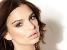 Emily Ratajkowski
