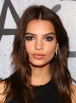 Emily Ratajkowski