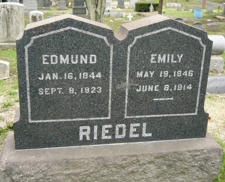 Emily Riedel