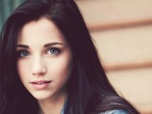 Emily Rudd