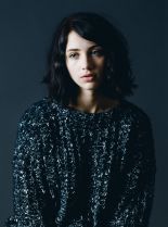 Emily Rudd #1142189 picture (Portrait Medium)