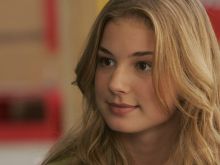 Emily VanCamp