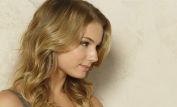 Emily VanCamp