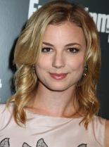 Emily VanCamp