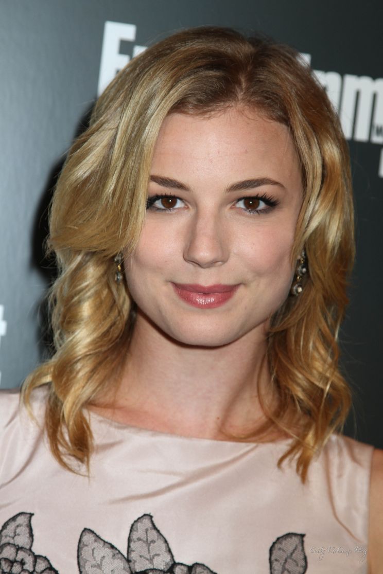 Emily VanCamp