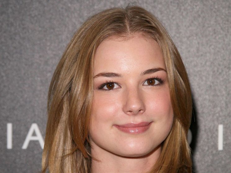 Emily VanCamp