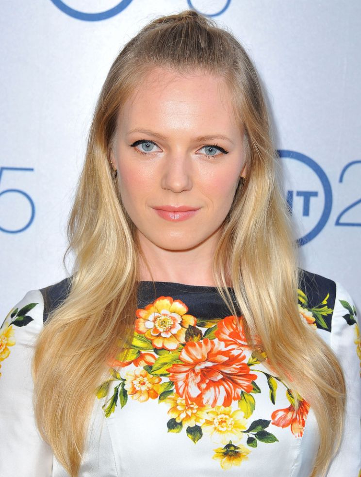 Emma Bell