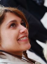Emma de Caunes photo