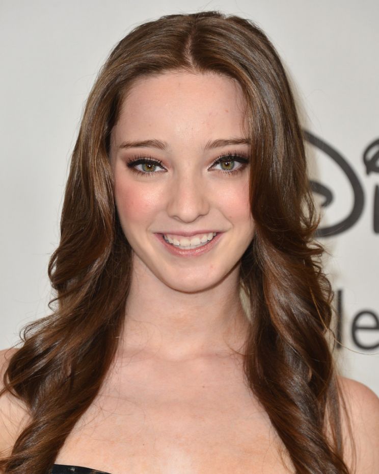 Emma Dumont