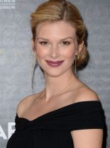 Emma Ishta photo