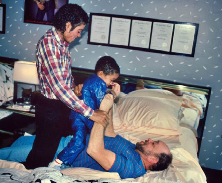 Emmanuel Lewis