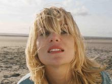 Emmanuelle Seigner photo