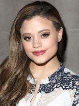 Emmy Robbin #1681520 picture (Portrait Medium)